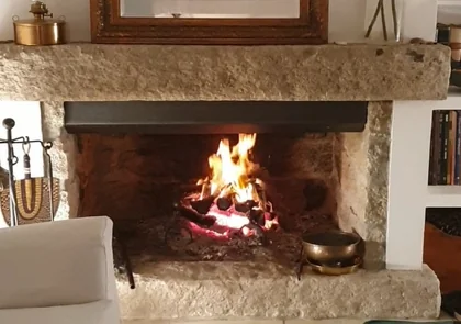 Does your fireplace or barbecue come out of smoke? The solution to the problem is the Gemi electric smoke extractor